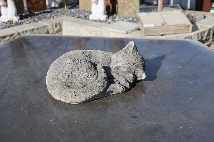 Steinfigur Katze 